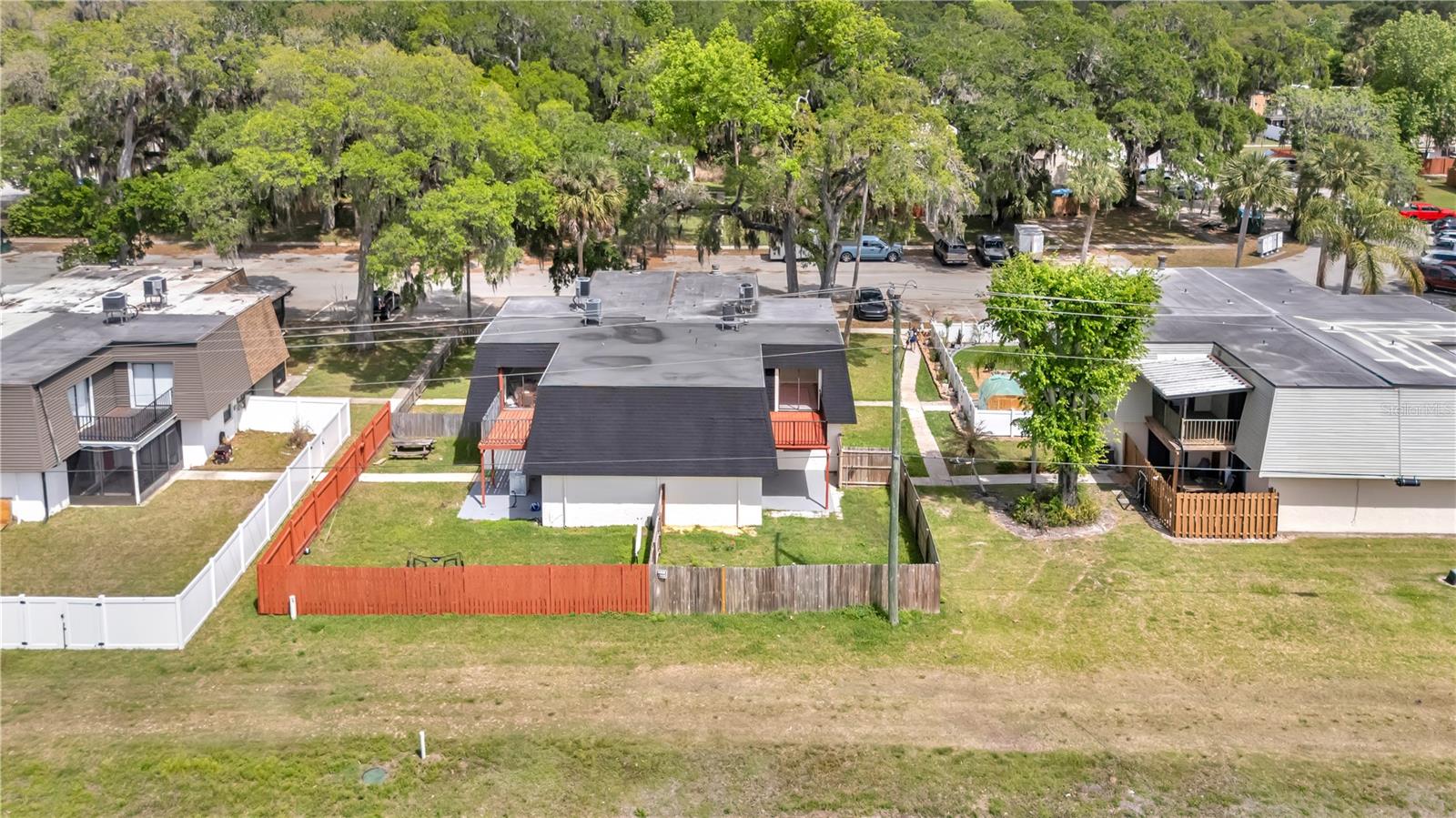 SPRINGWOD SQUARE - Residential