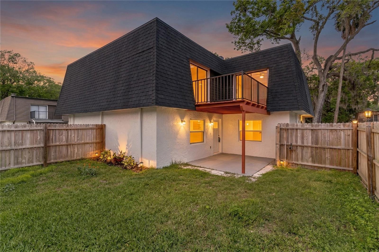 SPRINGWOD SQUARE - Residential