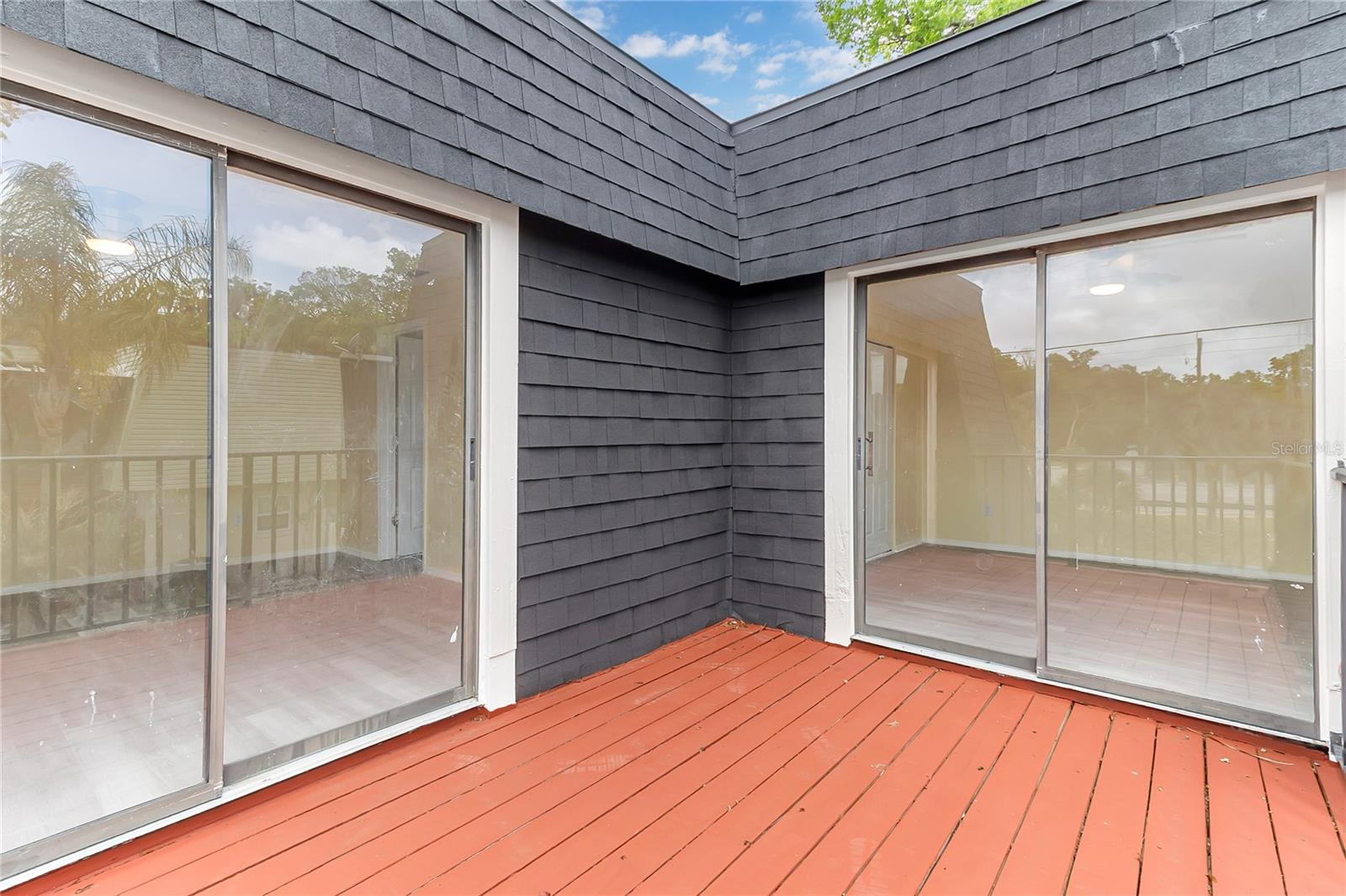 SPRINGWOD SQUARE - Residential