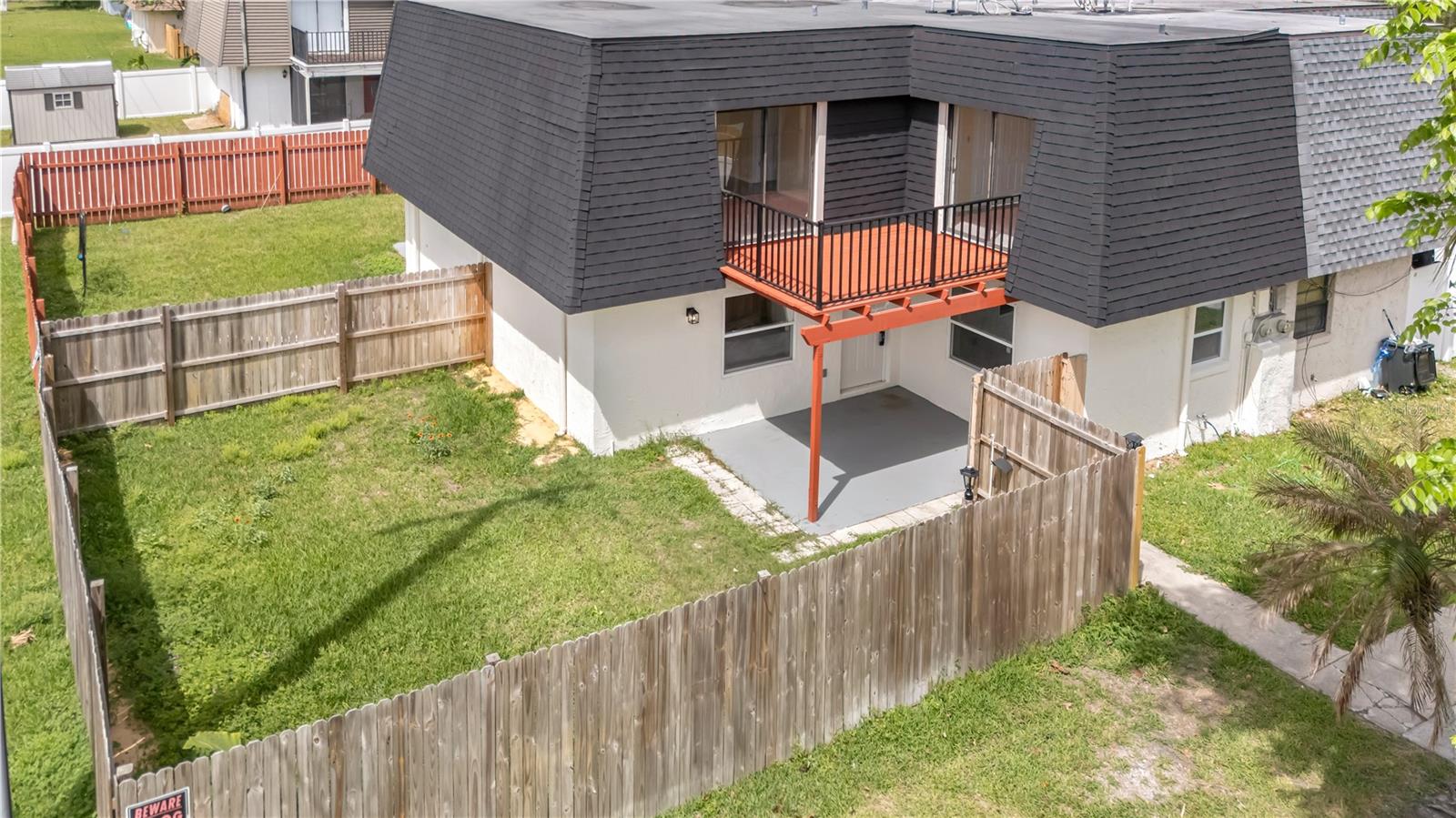 SPRINGWOD SQUARE - Residential