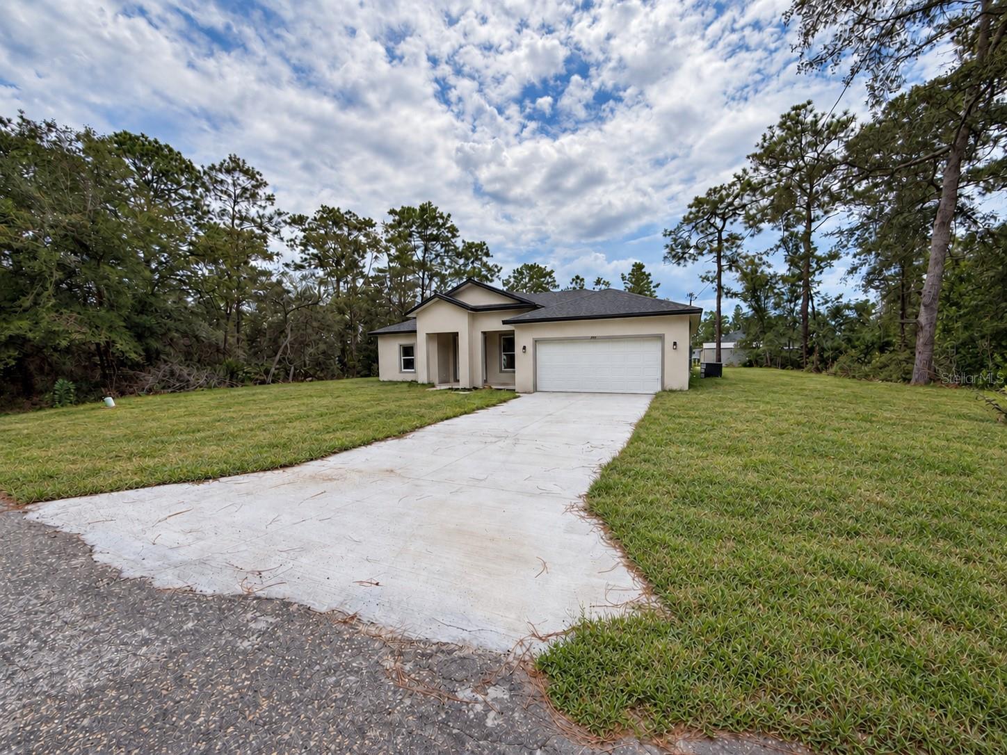 730 W HUMMINGBIRD DRIVE