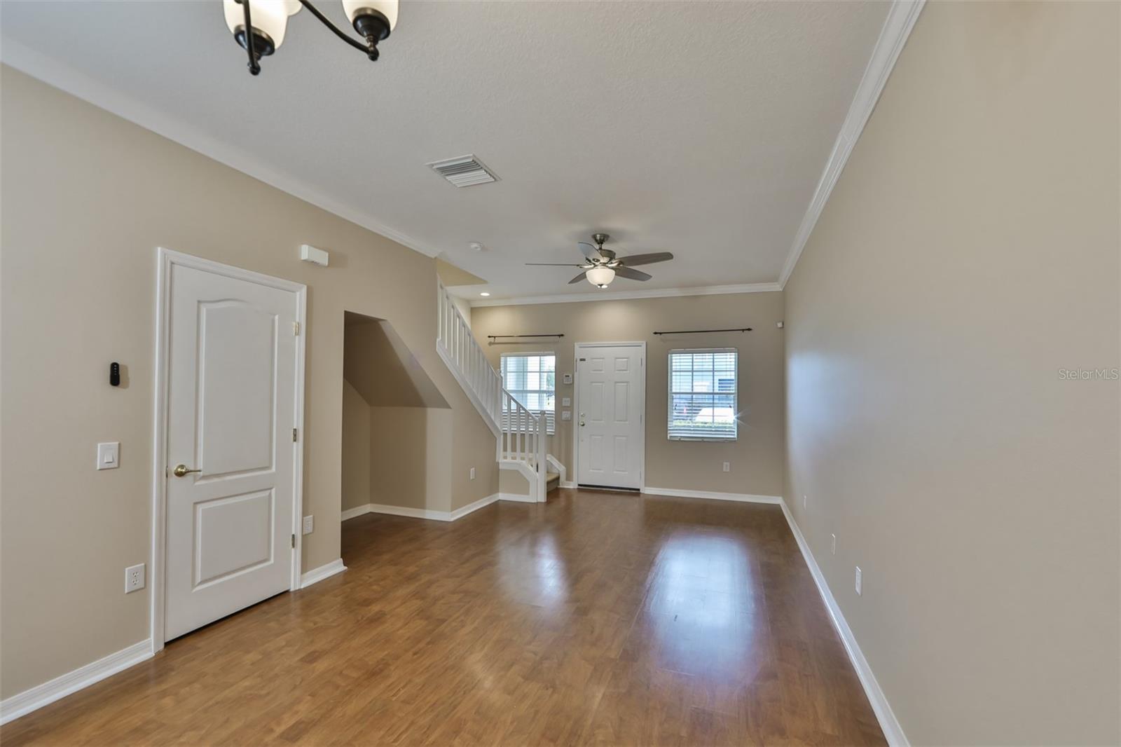 KINGS LAKE TWNHMS - Residential Lease