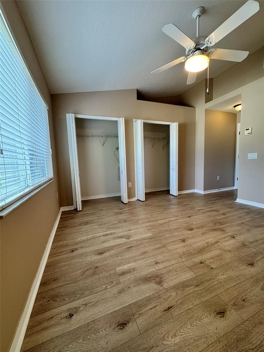 KINGS LAKE TWNHMS - Residential Lease