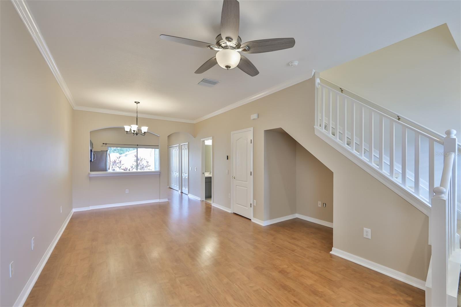 KINGS LAKE TWNHMS - Residential Lease