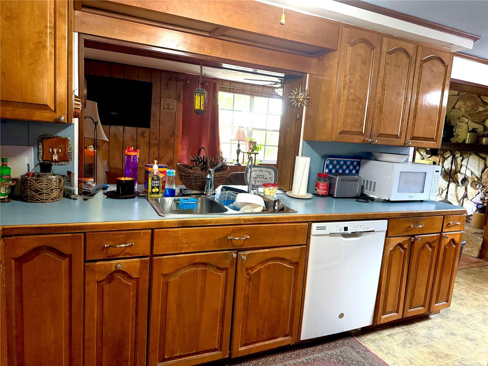 12204 BEAR CREEK LANE