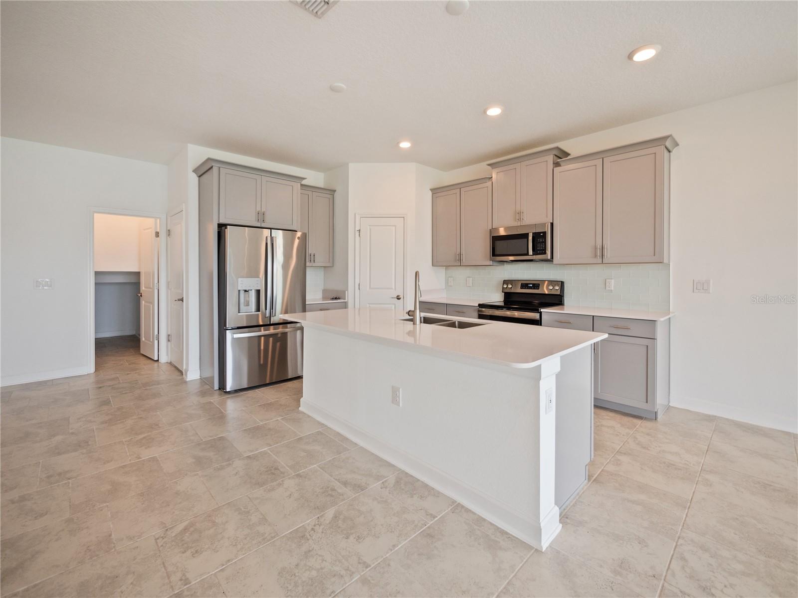 HANOVER LAKES PH 4-A REP - Residential