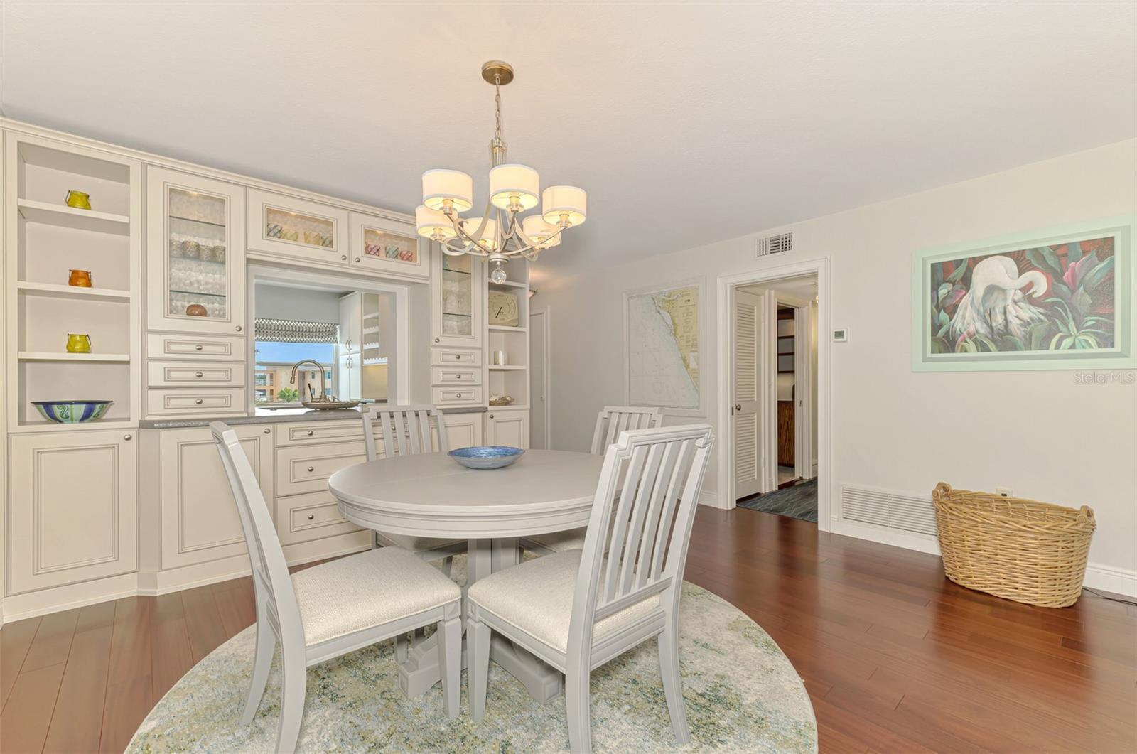 IMPERIAL HOUSE OF VENICE - Residential