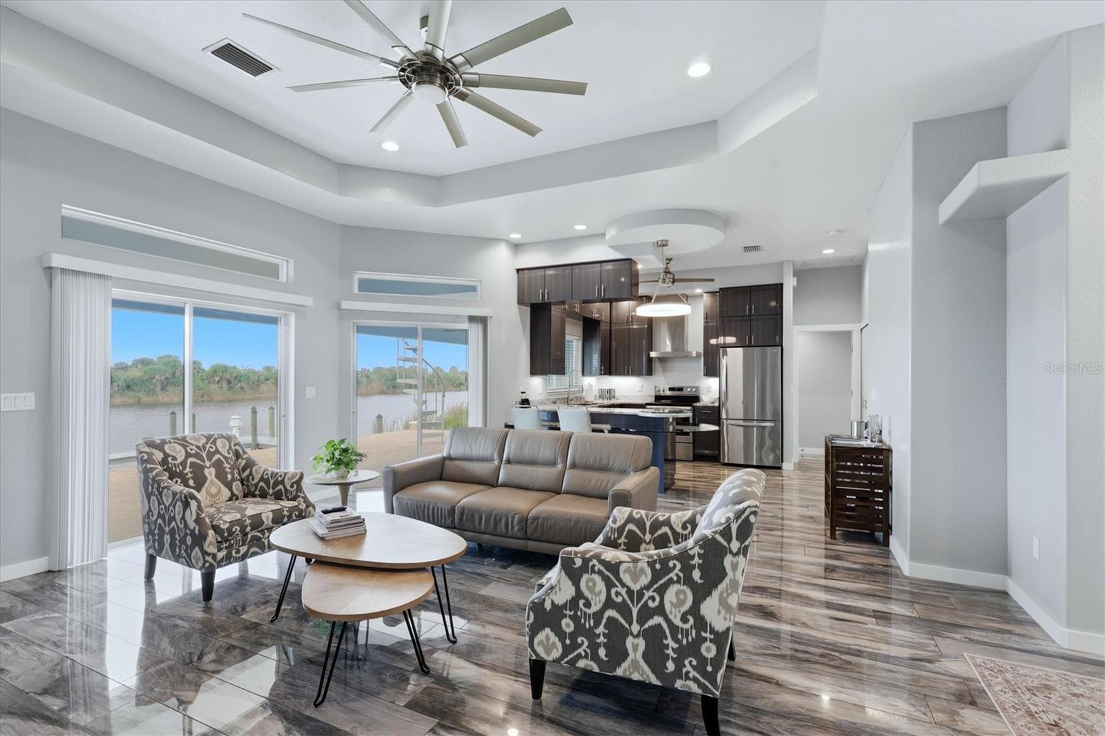 13525 GREENCASTLE AVENUE