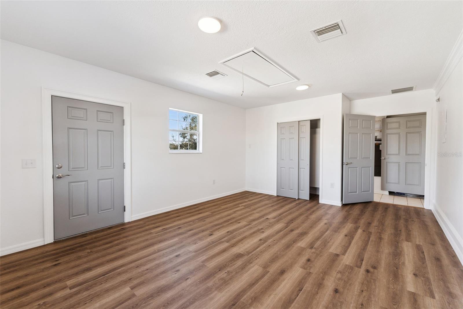 ACREAGE & UNREC - Residential