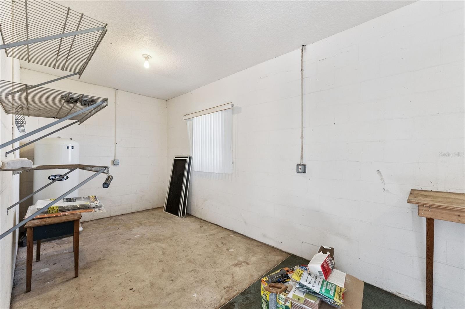 ACREAGE & UNREC - Residential