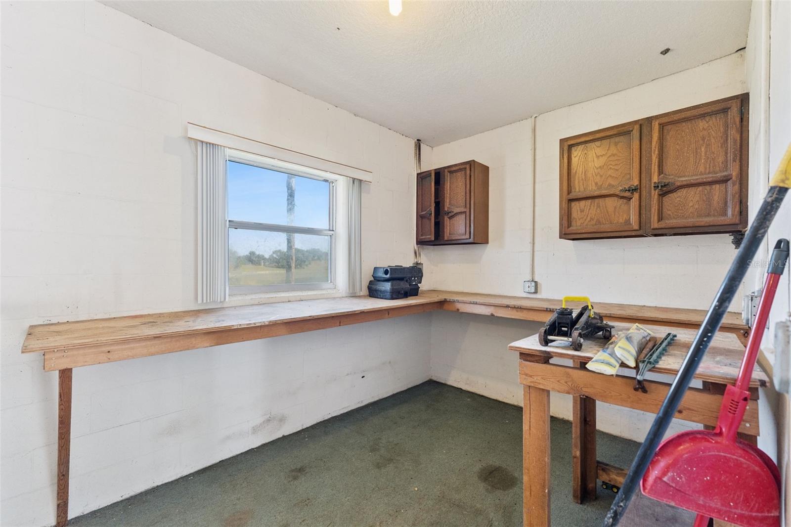 ACREAGE & UNREC - Residential