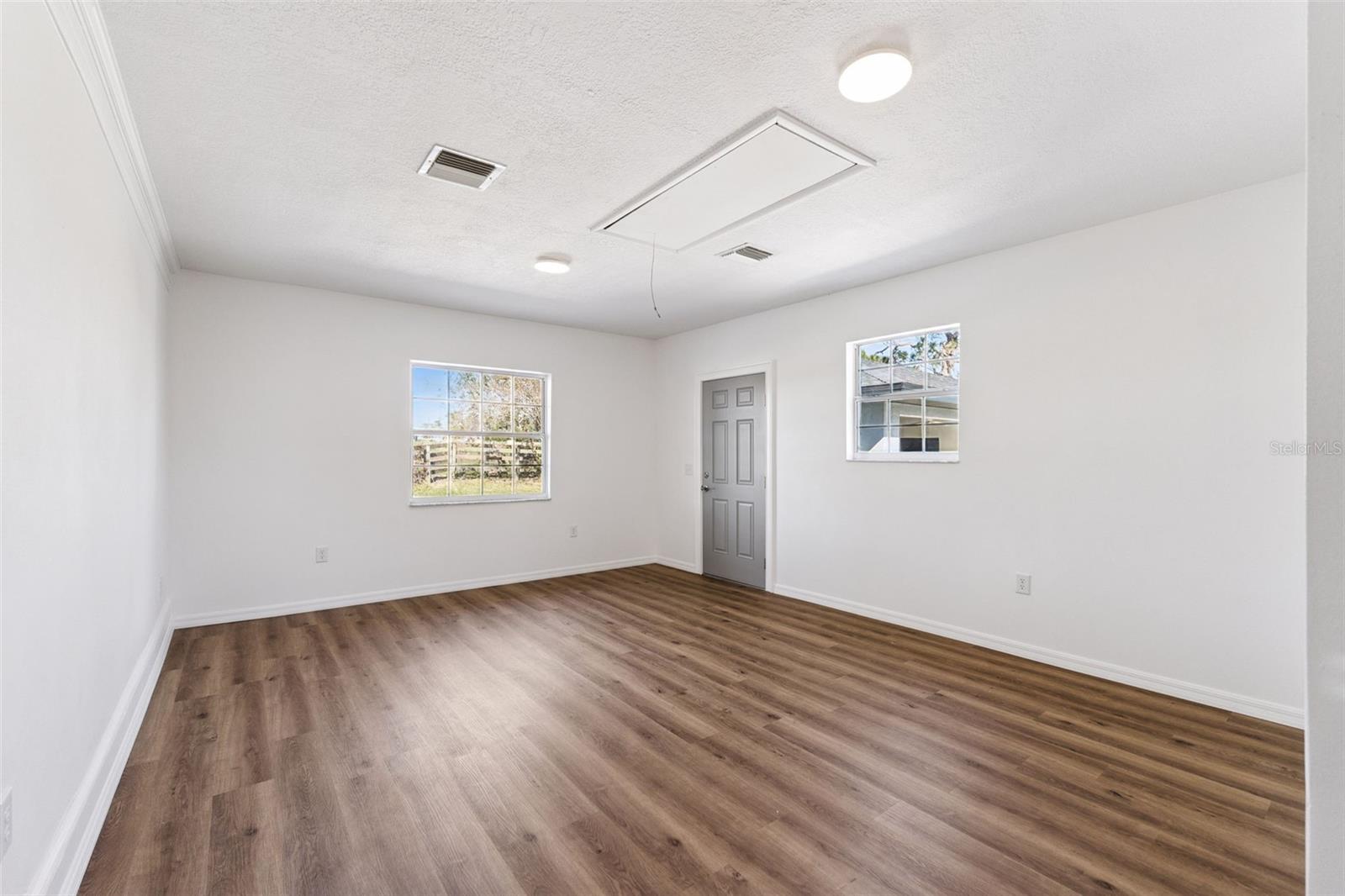 ACREAGE & UNREC - Residential