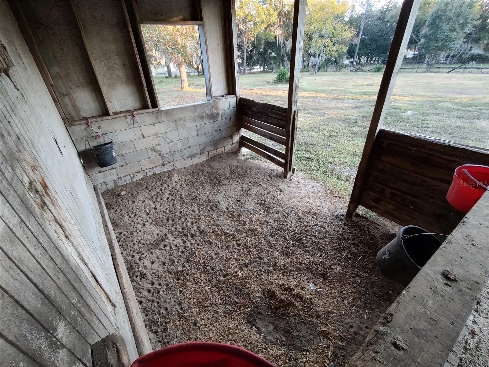 ACREAGE & UNREC - Residential