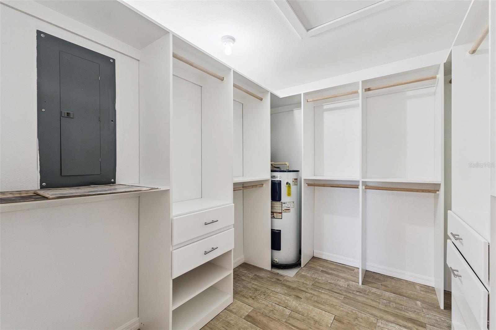 ACREAGE & UNREC - Residential