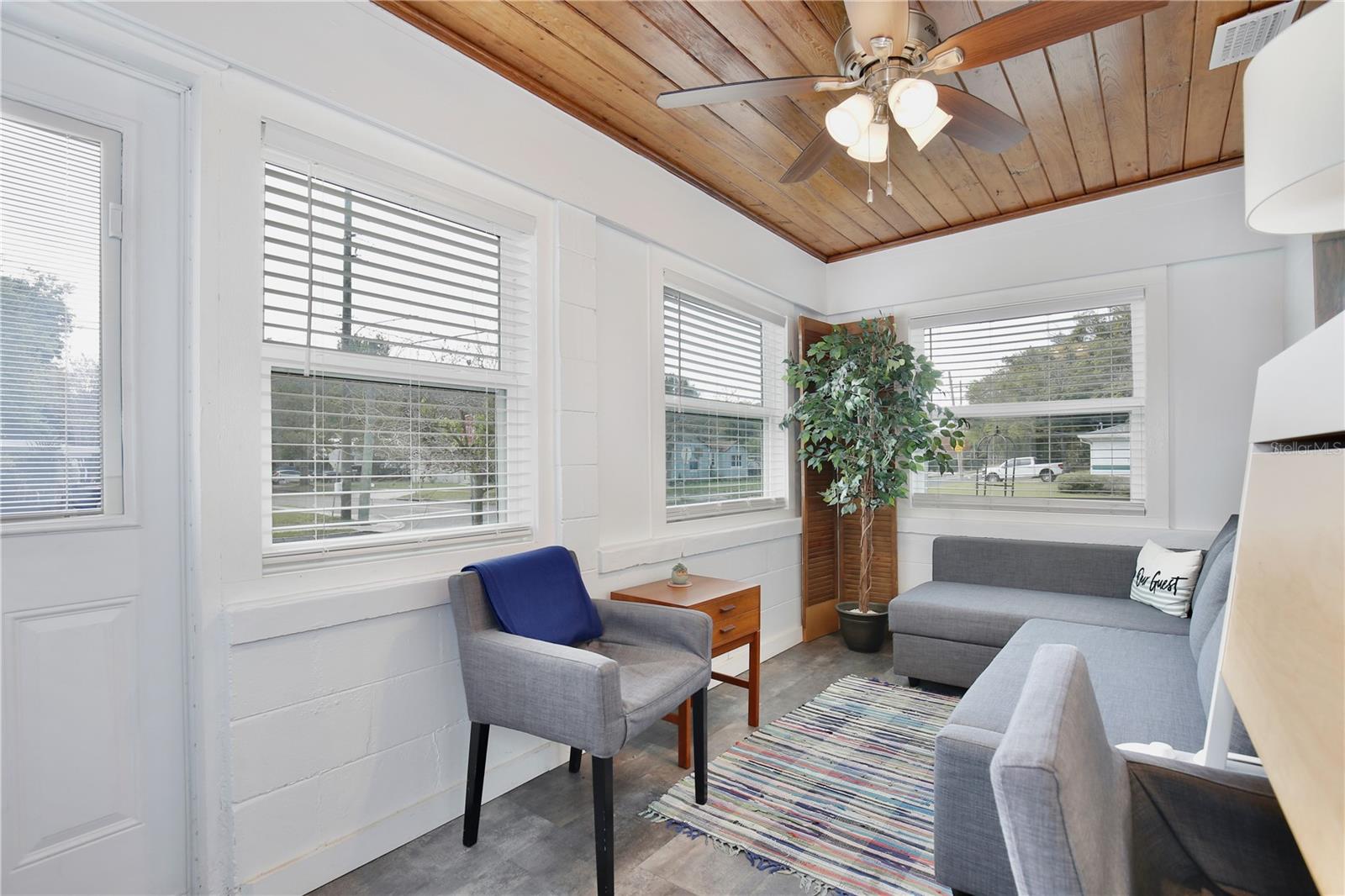 IVANHOE TERRACE - Residential Income