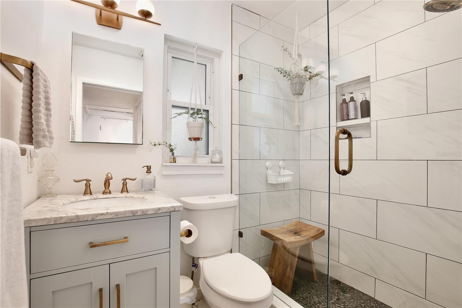 IVANHOE TERRACE - Residential Income