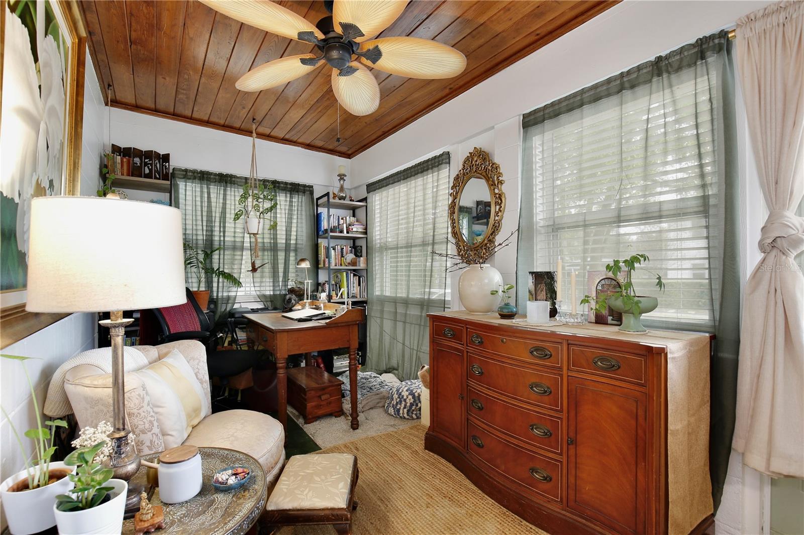 IVANHOE TERRACE - Residential Income