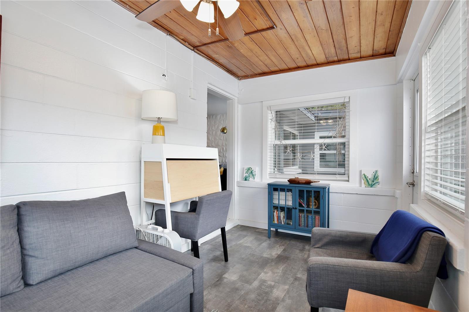 IVANHOE TERRACE - Residential Income