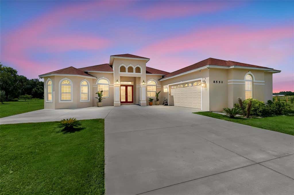 Photo of 8552 Branding Iron Trail, Plant City, FL 33565 (MLS # TB8540377)