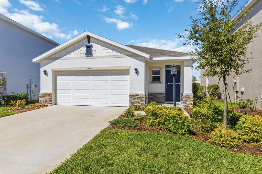 Photo of 3387 Hilltop Circle, Bradenton, FL 34211 (MLS # A4683385)