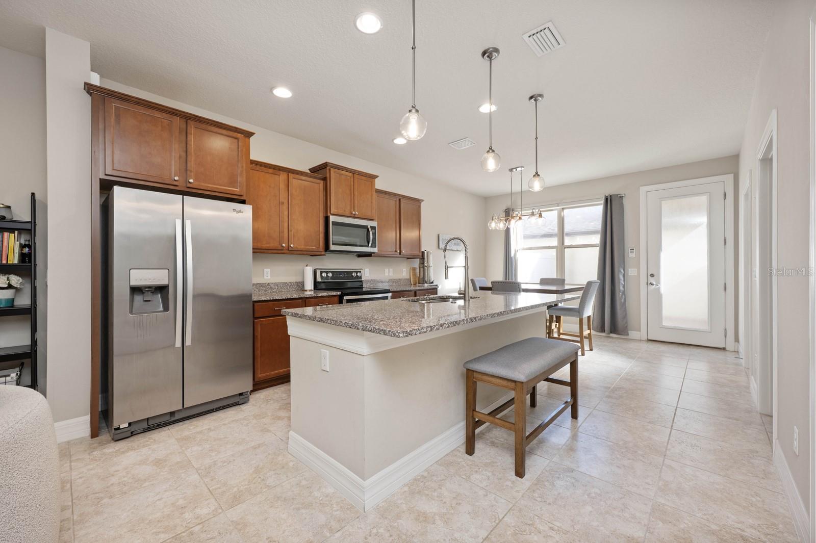 LAKEVIEW POINTE/HORIZON WEST P - Residential