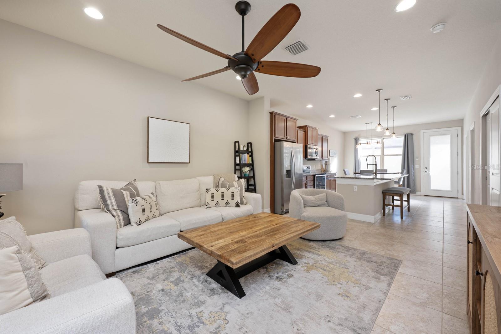 LAKEVIEW POINTE/HORIZON WEST P - Residential