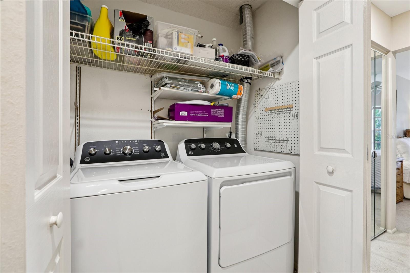 BAY TOWNE - Residential