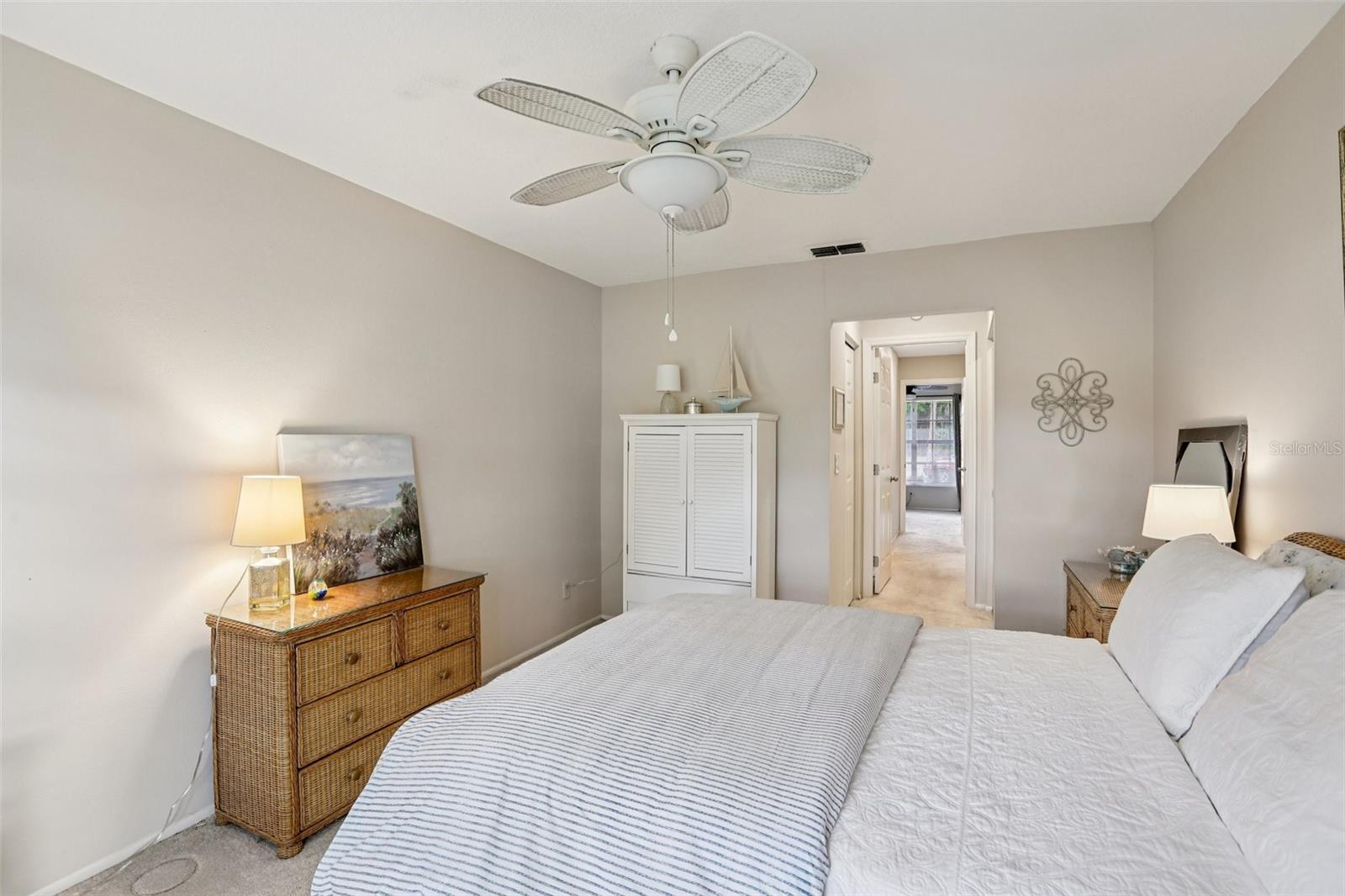 BAY TOWNE - Residential