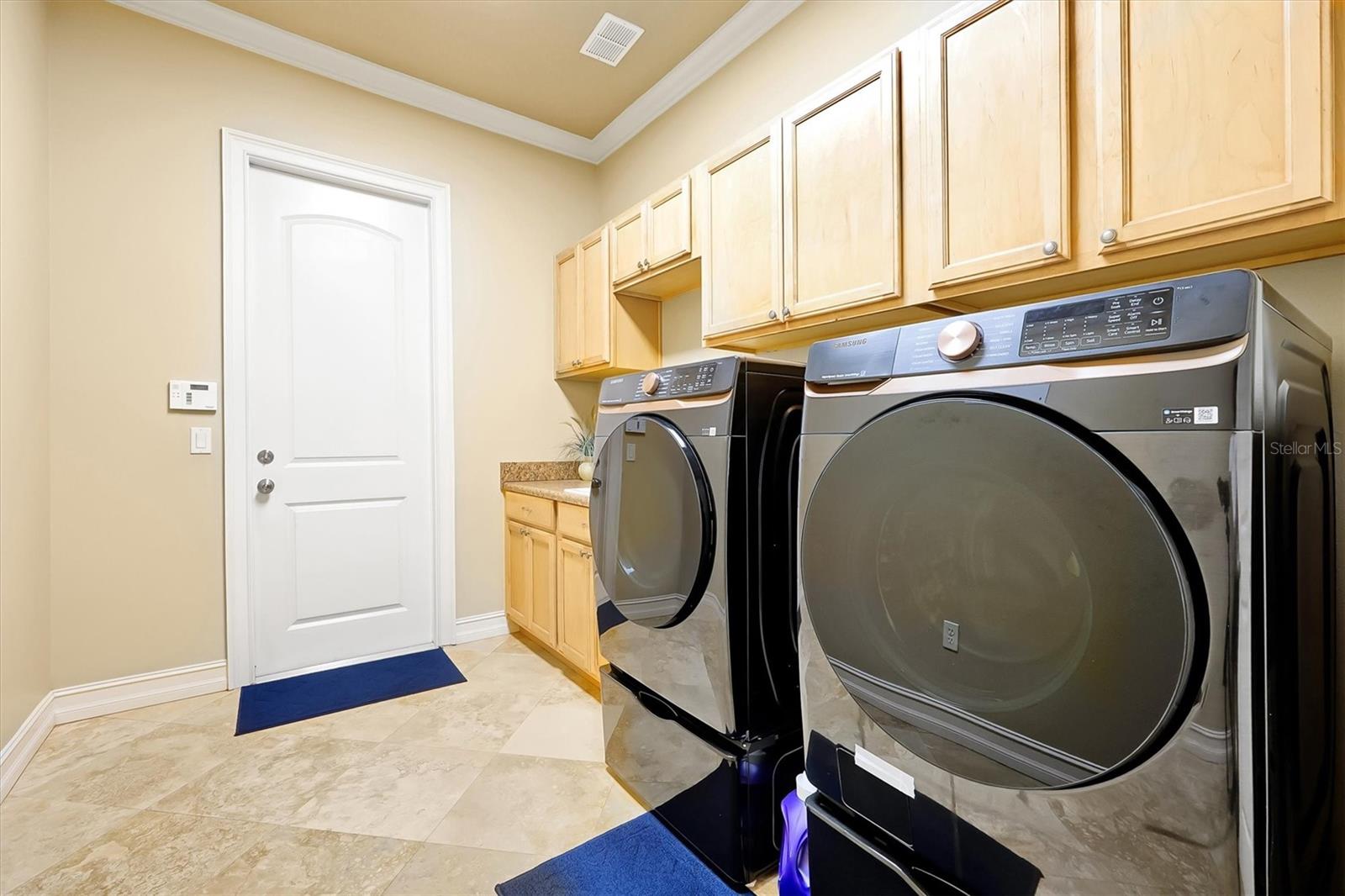 LIVE OAK ESTATES - Residential