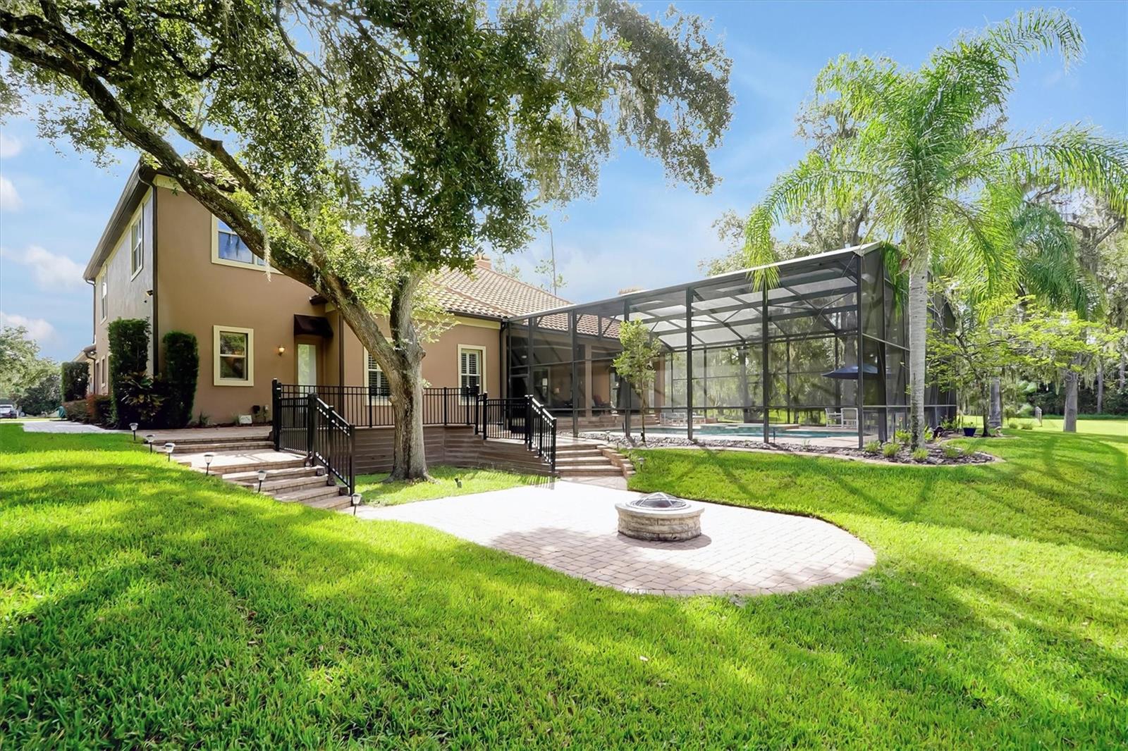 LIVE OAK ESTATES - Residential