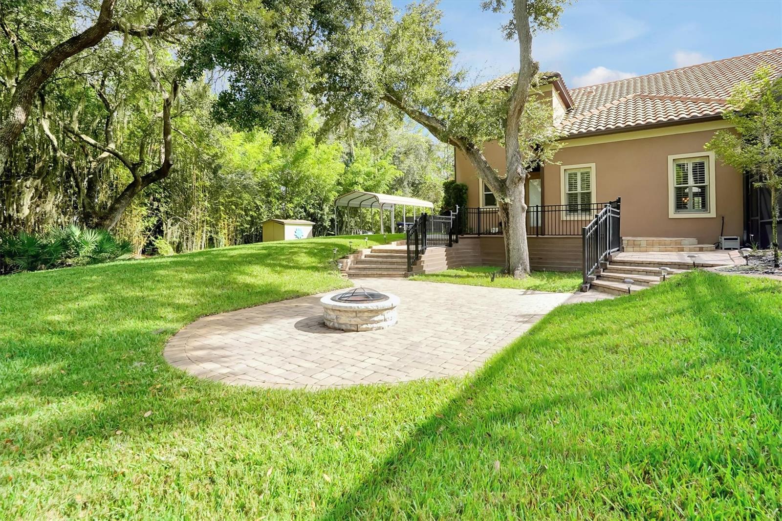 LIVE OAK ESTATES - Residential