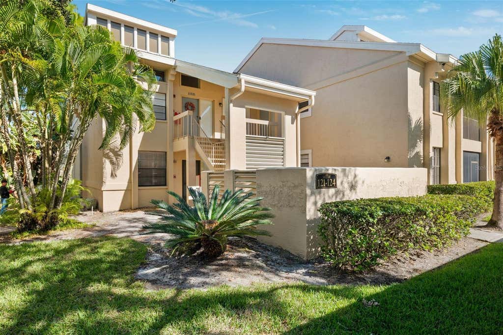 Photo of 121 Lindsay Lane #31, Oldsmar, FL 34677 (MLS # W7888816)