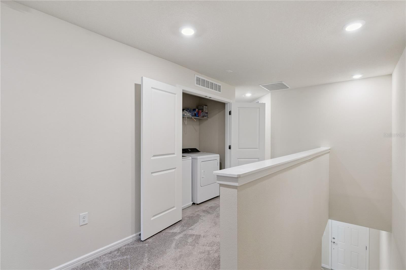 GRAYSON SQUARE - Residential