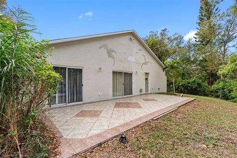 A home in PALM HARBOR