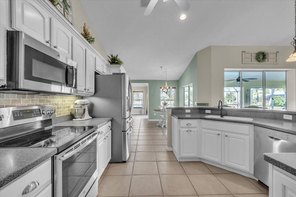 RIVERBEND ESTATES - Residential