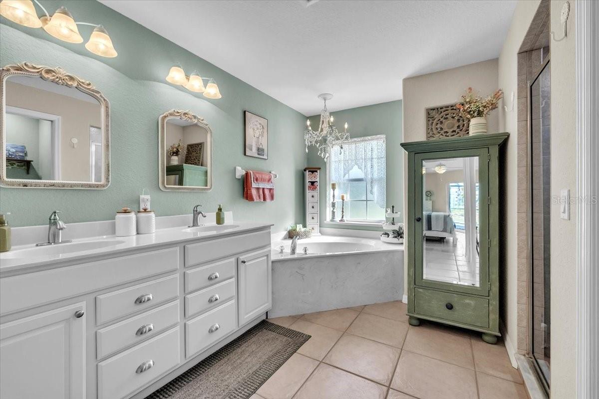 RIVERBEND ESTATES - Residential