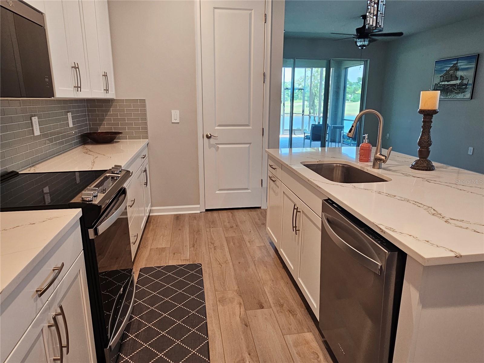 THE PRESERVE AT LA PALOMA - Residential