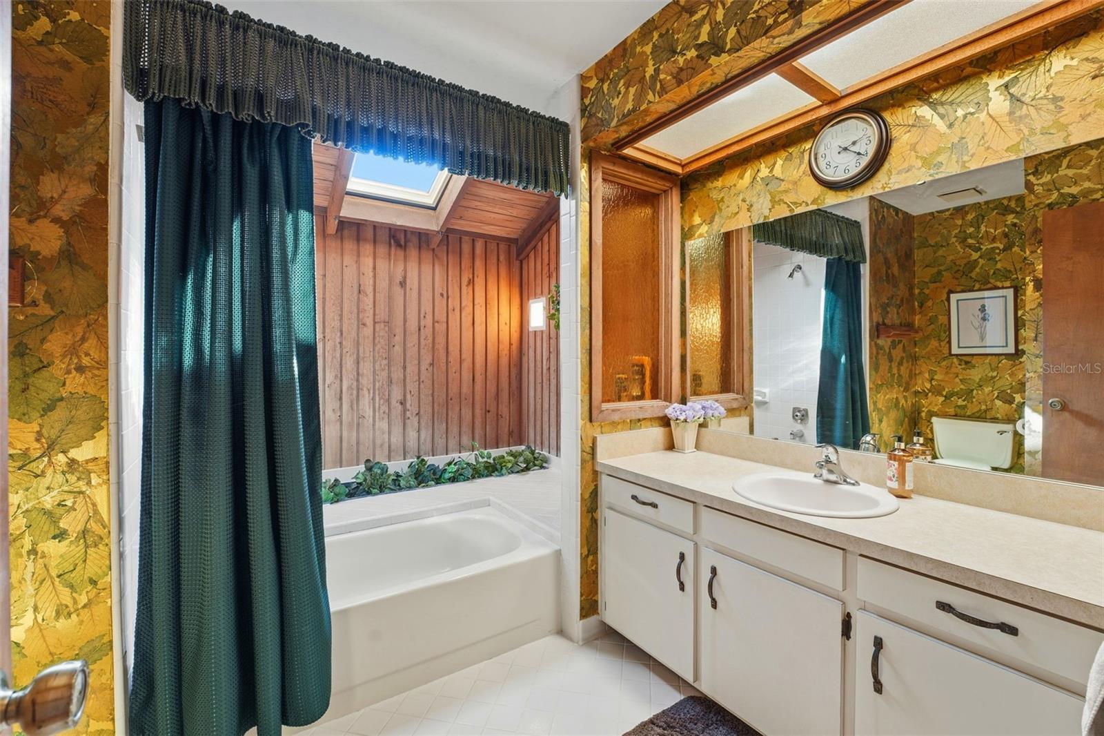 CYPRESS LANDING AT SABAL POINT - Residential