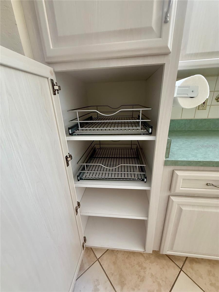 OAK RUN FAIRWAY OAKS - Residential