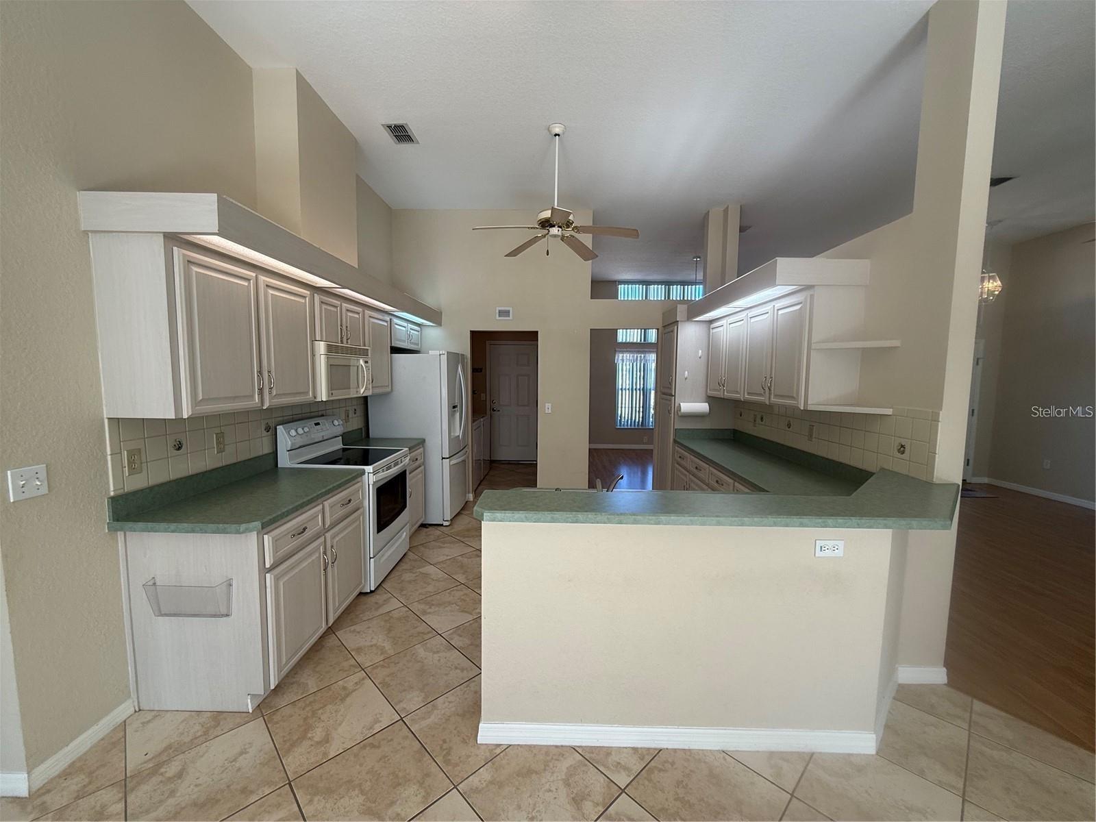 OAK RUN FAIRWAY OAKS - Residential