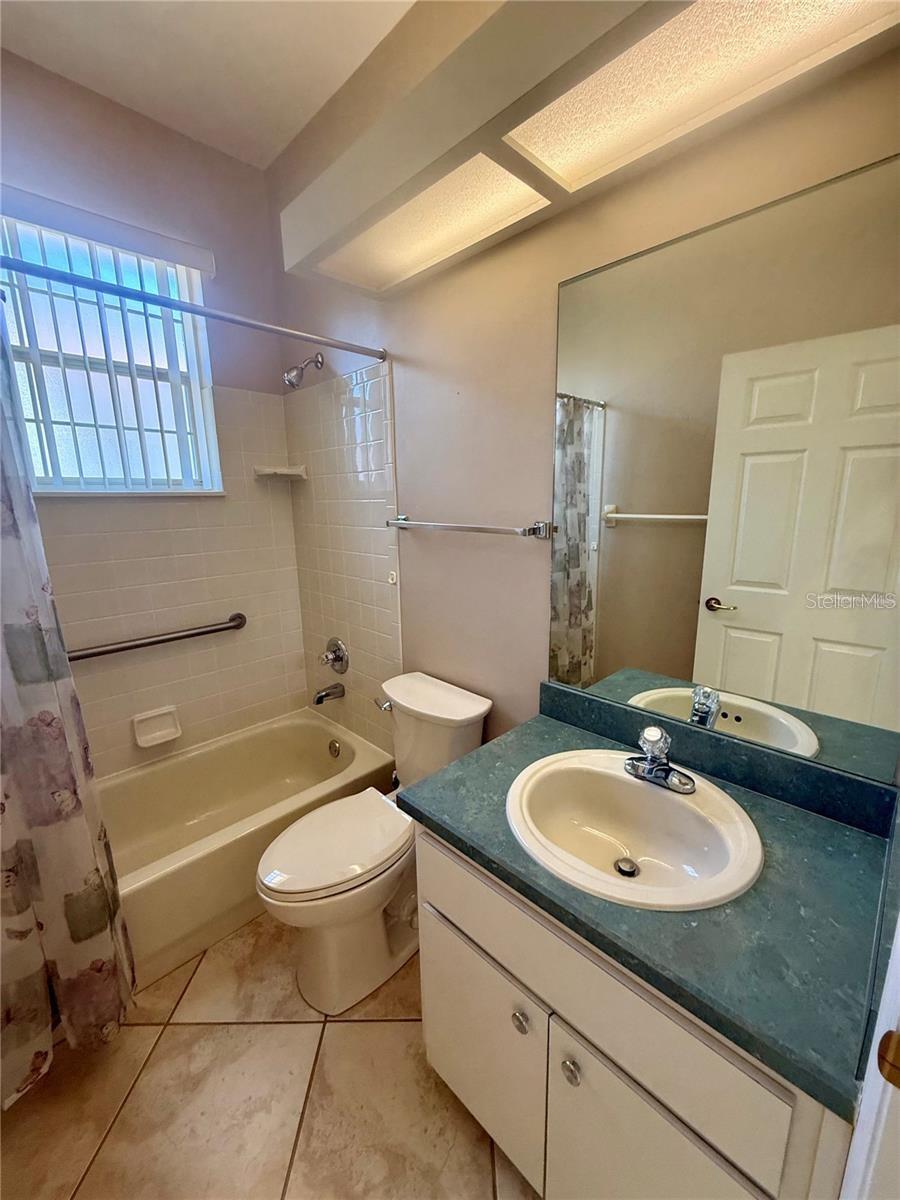 OAK RUN FAIRWAY OAKS - Residential