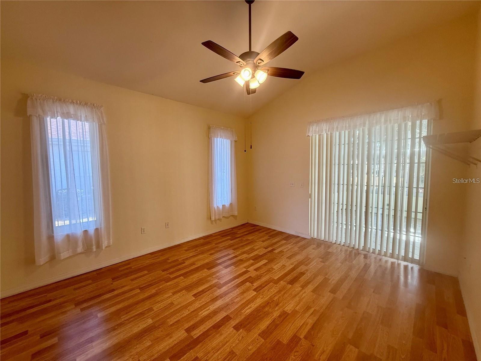 OAK RUN FAIRWAY OAKS - Residential