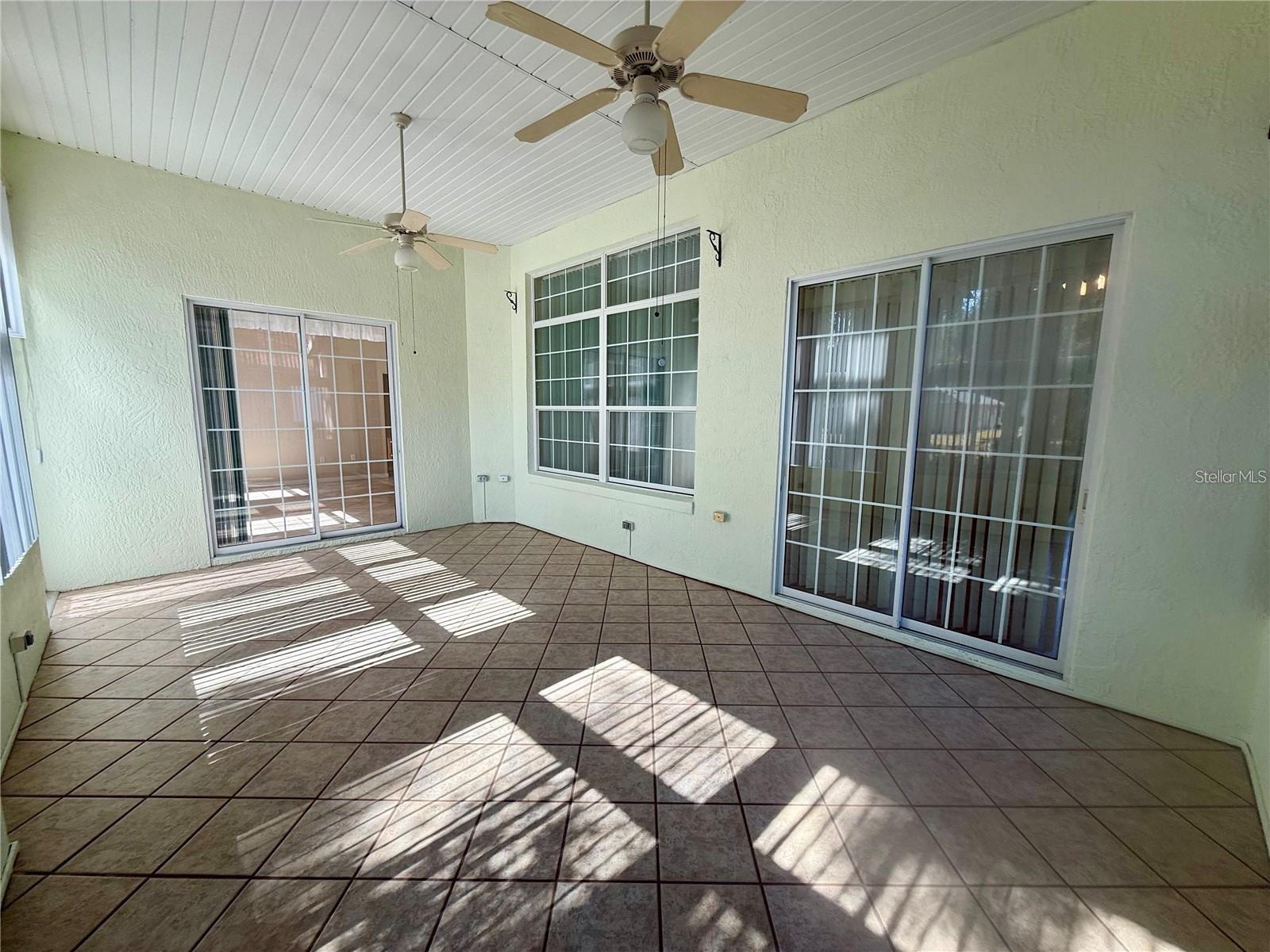 OAK RUN FAIRWAY OAKS - Residential