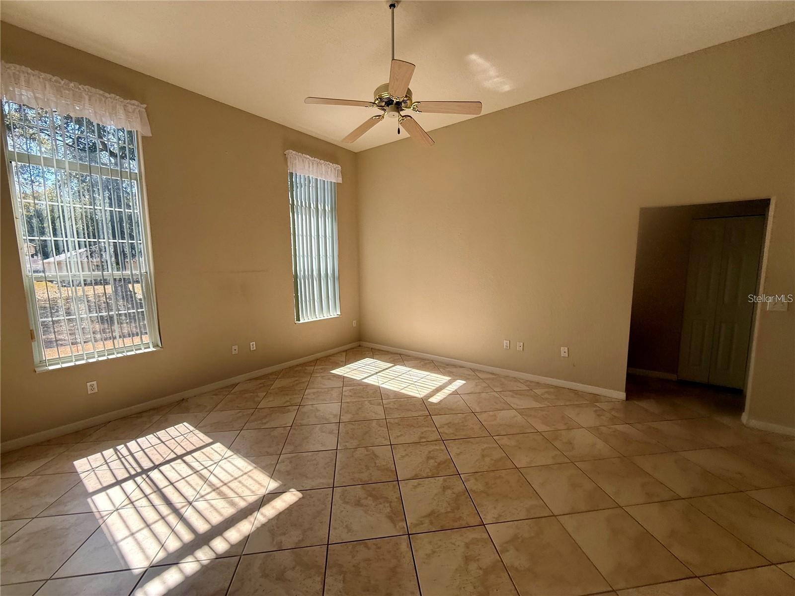 OAK RUN FAIRWAY OAKS - Residential