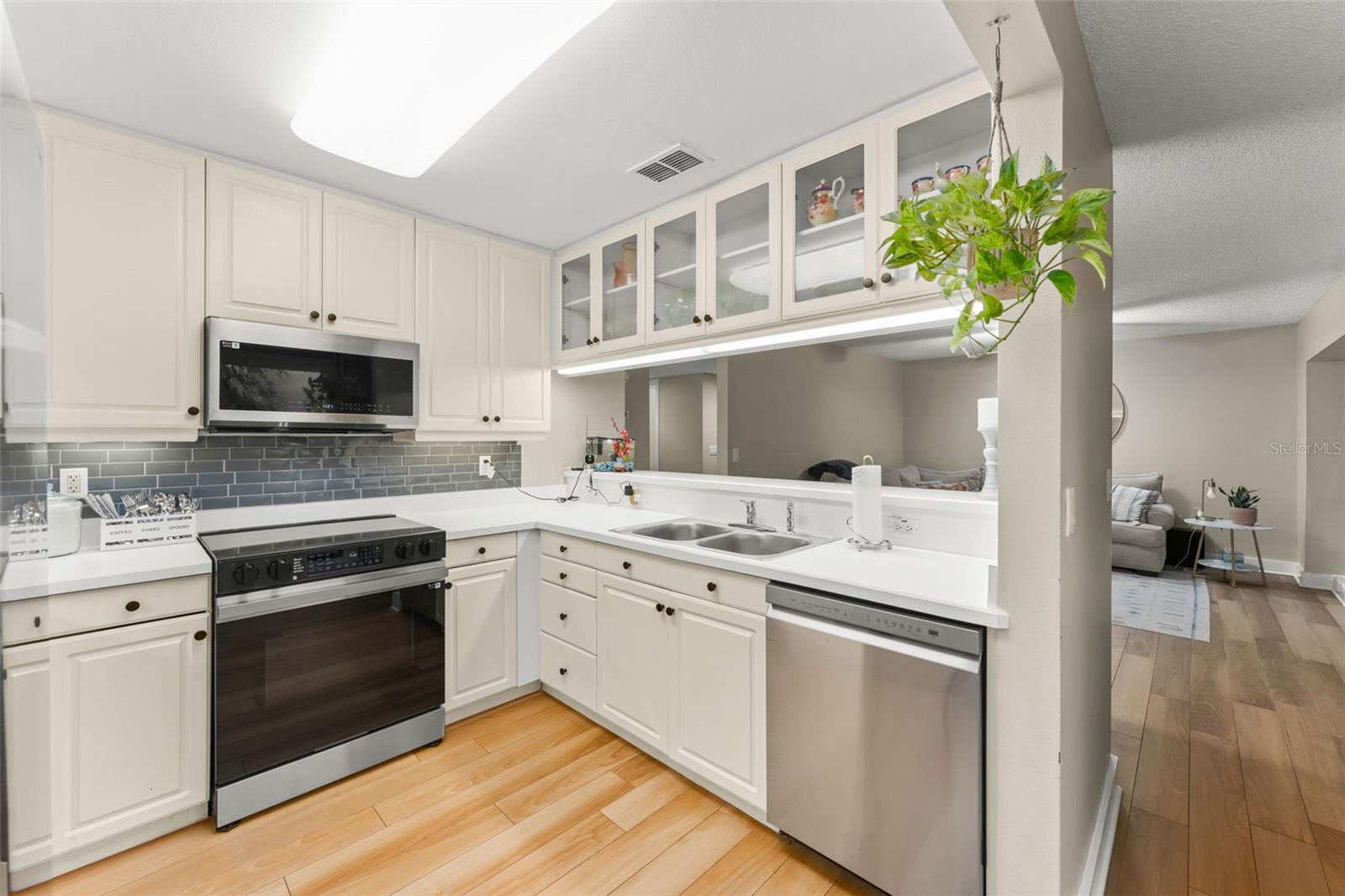 THE SPRINGS SPREADING OAK VILLAGE - Residential