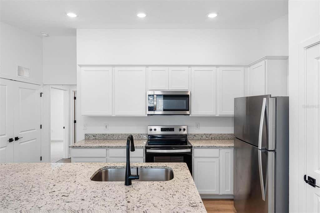Photo of 7142 Canopy Lane, Lakeland, FL 33809 (MLS # TB8539679)