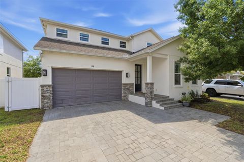 Photo of 2510 W Carmen Street, Tampa, FL 33609 (MLS # TB8489390)