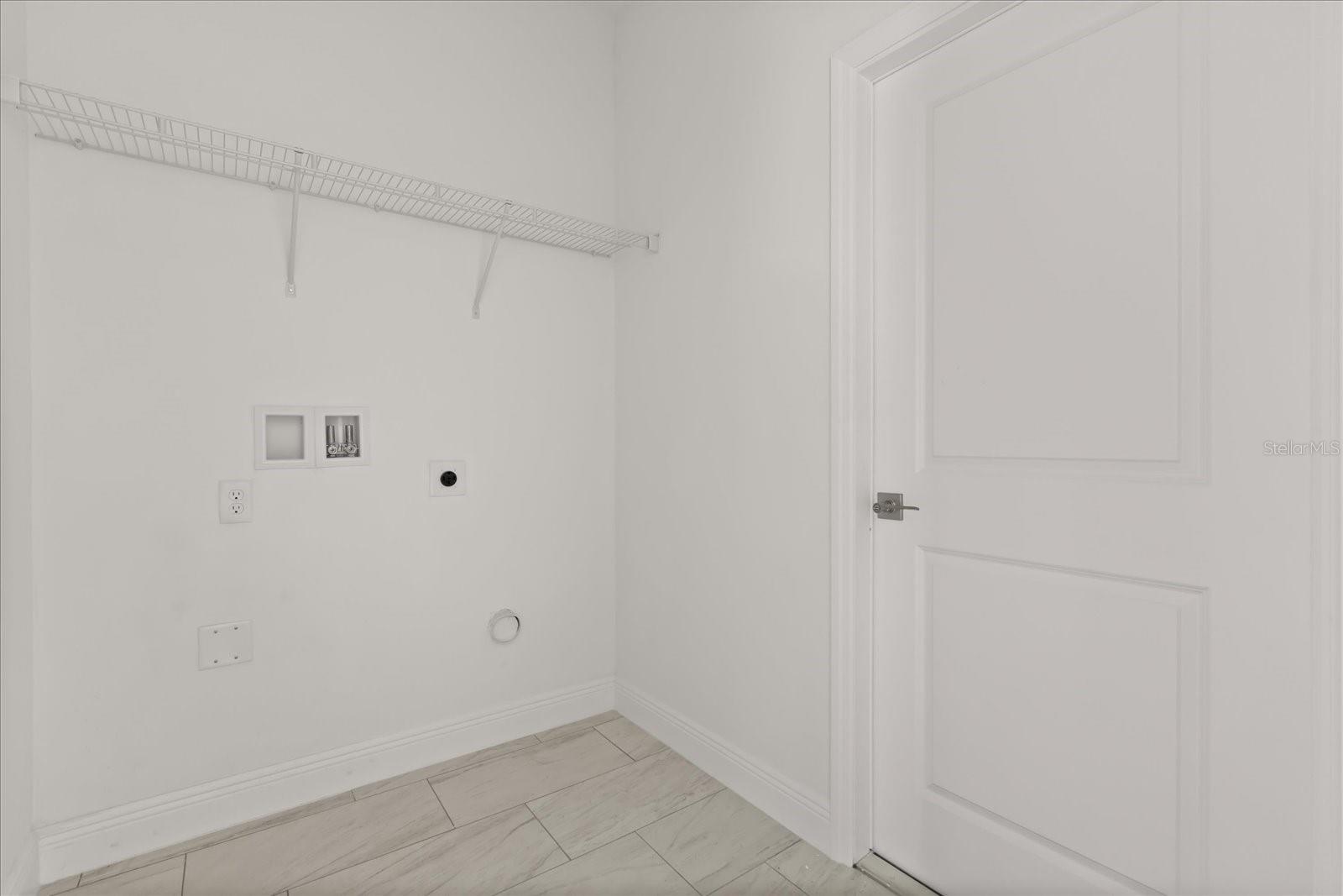 CITRUS SPGS UNIT 06 - Residential