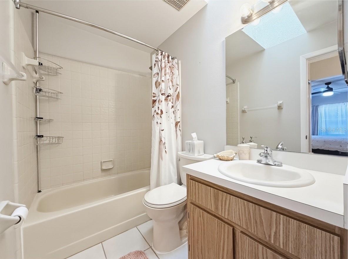 SOUTHPORT CONDO - Residential