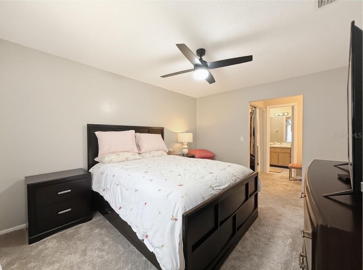 SOUTHPORT CONDO - Residential